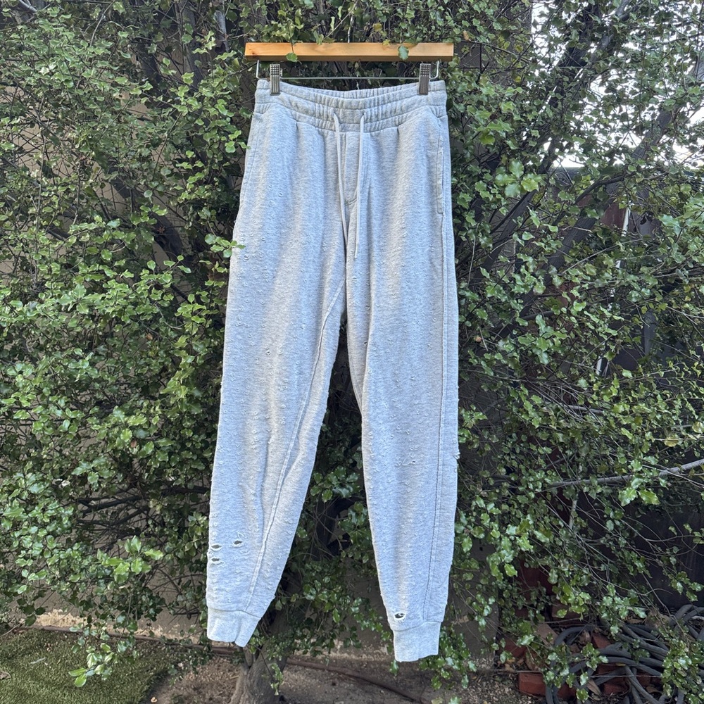ALO Yoga Distressed Light Gray Sweatpants